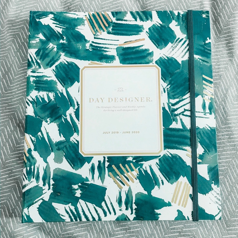 BRAND NEW 2019-2020 PLANNER